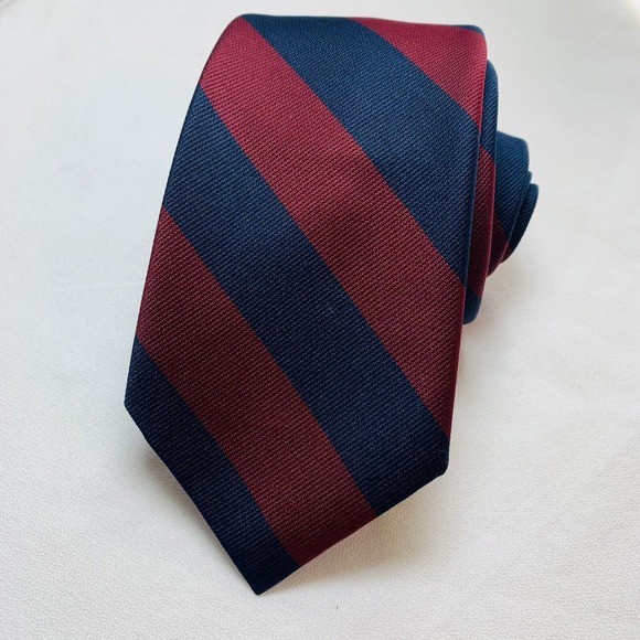 Brittany House Repp Tie Necktie Diagonal Stripe Red Navy Blue Vtg Silk Blend - Picture 2 of 7
